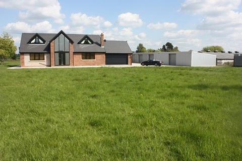 Land for sale, Shard Lane, Hambleton, Poulton-le-Fylde, Lancashire, FY6 9BX
