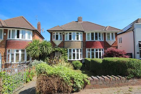 10 Hollyhurst Grove, Birmingham, B26 1AR