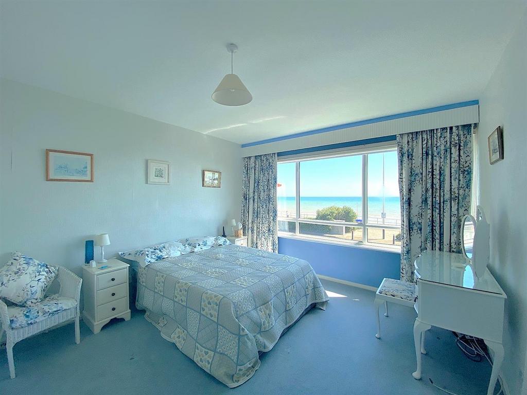 3 Clock Tower Ct - Bed3.jpg