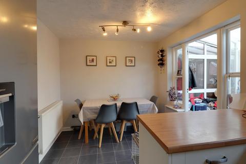 undefined, Doncaster Close, Stevenage SG1