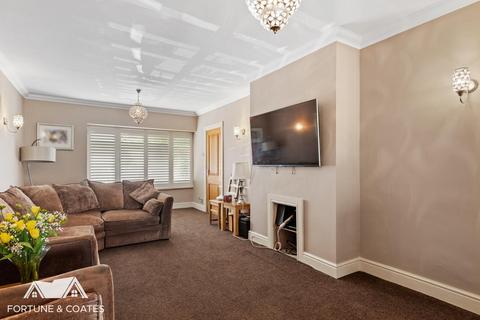 15 Chapel Fields, Harlow, CM17 9EQ