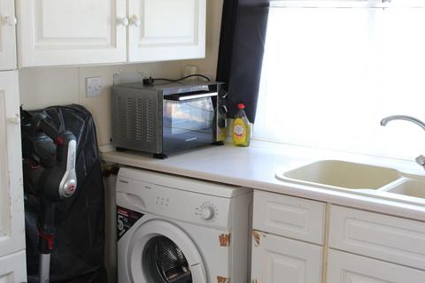 2 bedroom mobile home for sale, Rowtown