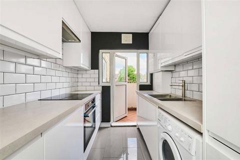 3 bedroom flat for sale, Haddo Street, London SE10
