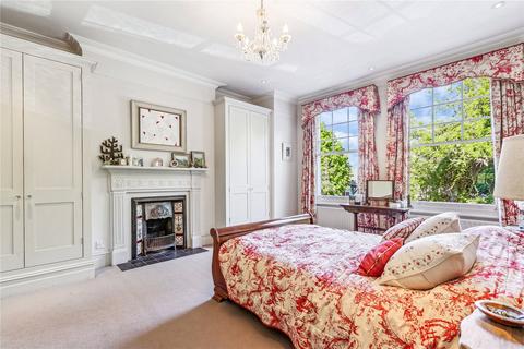 11 Kitson Road, London, SW13 9HJ