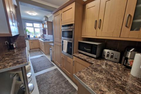 27 Highfield Avenue, London, NW9 0PX