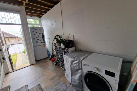 27 Highfield Avenue, London, NW9 0PX