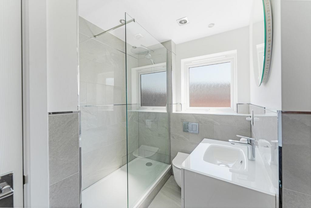 Family Shower Room