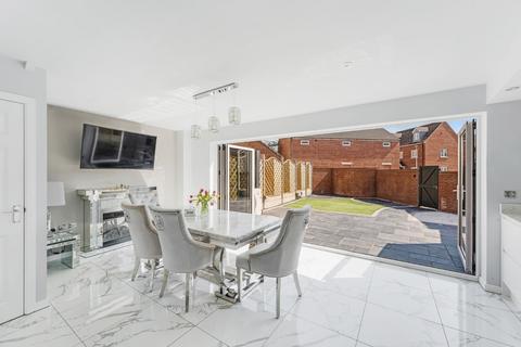 4 bedroom terraced house for sale, Guillemot Road, Portishead, Bristol, Somerset, BS20