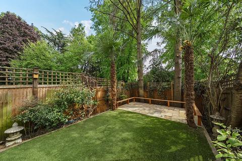 14 Tobin Close, London, NW3 3DY
