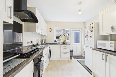 2 bedroom bungalow for sale, Oakleigh Heath, Hallow, Worcester, Worcestershire, WR2