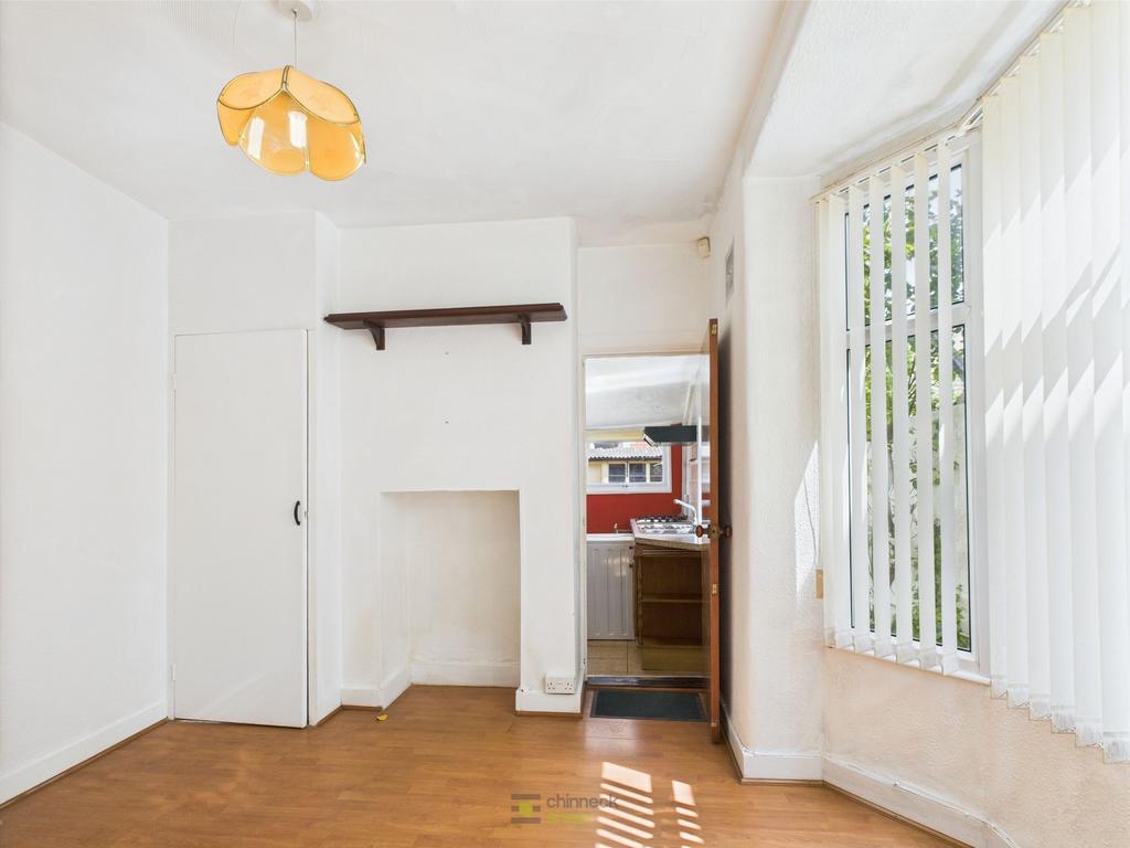 2nd Living Room