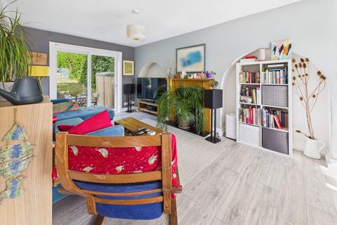132 Downsway, Southwick, Brighton, BN42 4WF