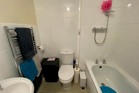 20 Bramble Close, Malvern, WR14 2UW