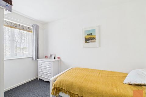 27 Penwarne Close, Tolvaddon, Camborne, TR14 0HG