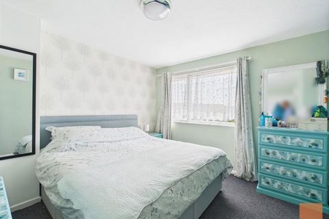 27 Penwarne Close, Tolvaddon, Camborne, TR14 0HG
