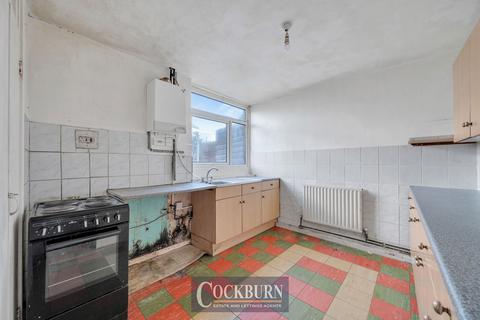 10 Stofield Gardens, London, SE9 4PL