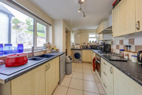 5 Heys Street, Cloughfold, Rossendale, BB4 7LQ