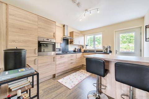 undefined, 32 Crookfield, Staveley, LA8 9QS