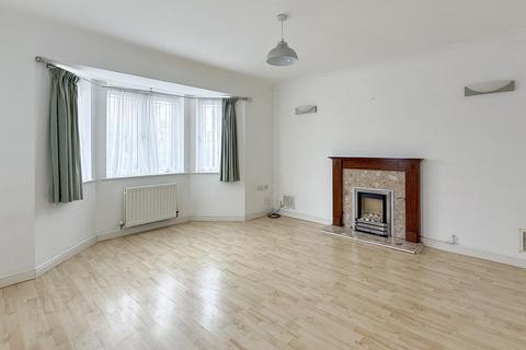 4 bedroom detached house for sale, Bramble Drive, Westbury
