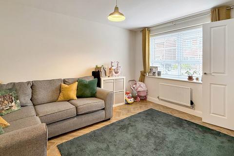 12 Brouncker Road, Westbury, BA13 3ZF