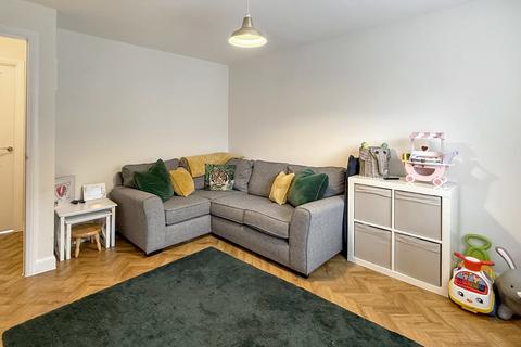 12 Brouncker Road, Westbury, BA13 3ZF