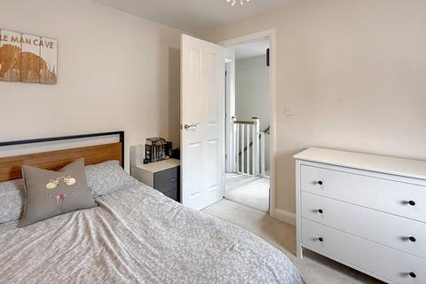 12 Brouncker Road, Westbury, BA13 3ZF