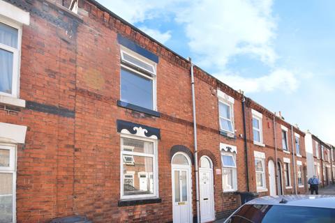 2 bed terraced house for rent in Bond Street, Tunstall