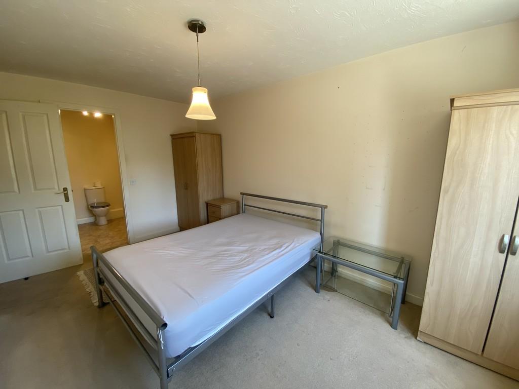 Master Bedroom 2