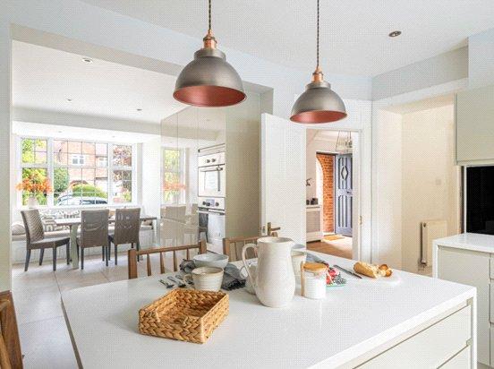 Kitchen/Breakfast Rm