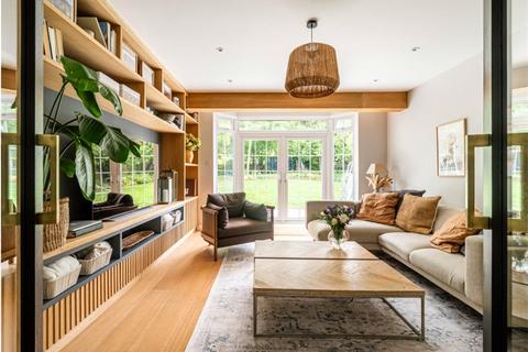 4 bedroom detached house for sale, Orchard Rise, KT2