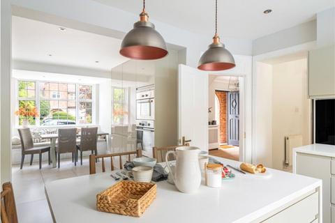 4 bedroom detached house for sale, Orchard Rise, KT2