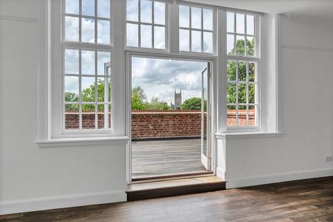 2 bedroom apartment for sale, St James Court, Bury St. Edmunds