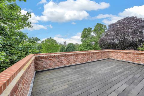 2 bedroom apartment for sale, St James Court, Bury St. Edmunds