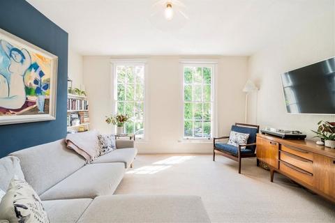 7 Arbour Square, London, E1 0SH