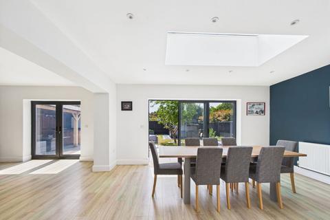 4 bedroom detached house for sale, Warren Road, Worthing BN14