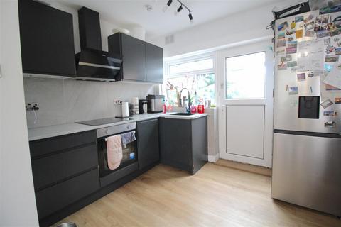 187 Wyndhurst Road, Birmingham, B33 9JN