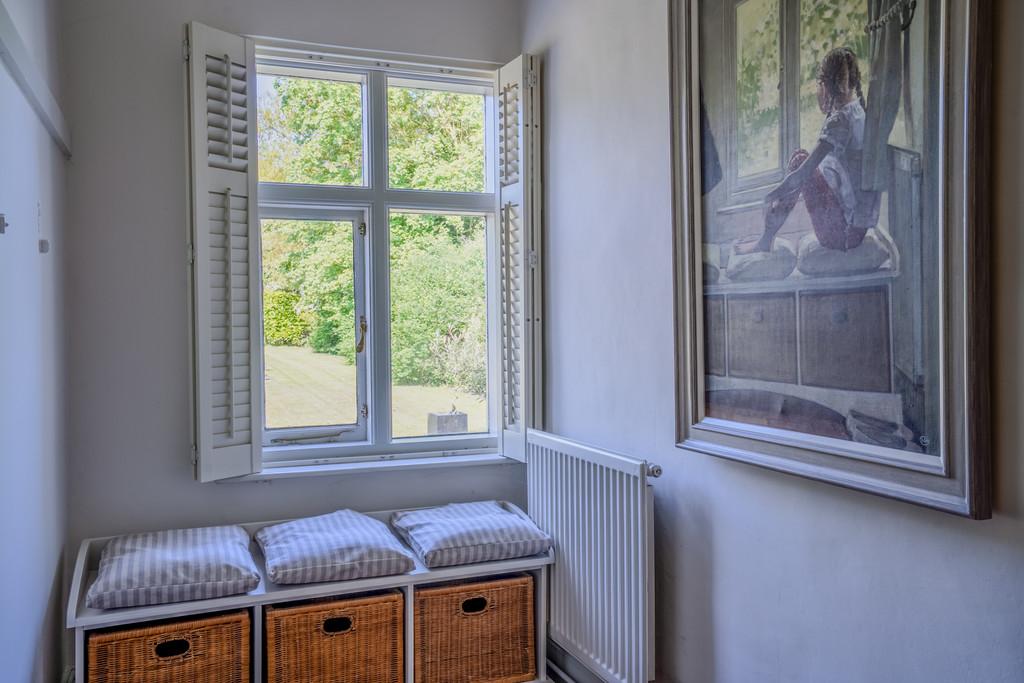 Iq 00248 hdr
