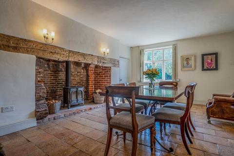 5 bedroom detached house for sale, Ringland, Norwich