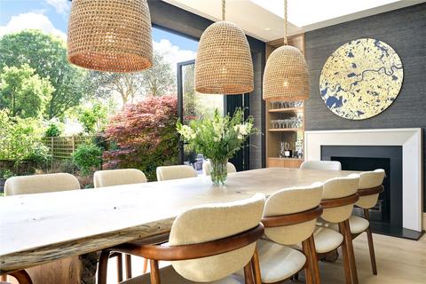 17 Marlborough Road, London, W4 4EU