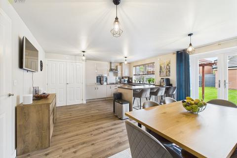 17 Austen Drive, Tamworth, B78 3BN