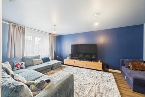 17 Austen Drive, Tamworth, B78 3BN