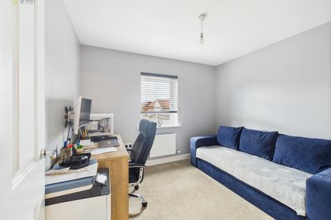 17 Austen Drive, Tamworth, B78 3BN