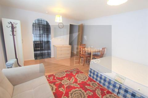 undefined, Swaythling Close N18