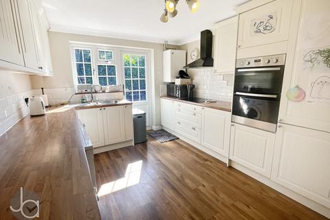 14 Field View Drive, Little Totham, Maldon, CM9 8ND