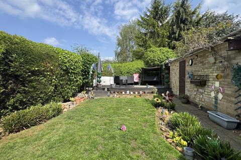 4 bedroom detached house for sale, Edendale Road, Melton Mowbray