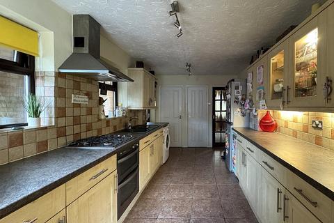 4 bedroom detached house for sale, Edendale Road, Melton Mowbray