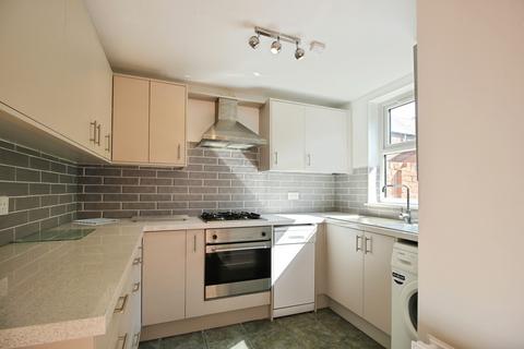 2 bedroom terraced house to rent, Phillip Street, Chester CH2