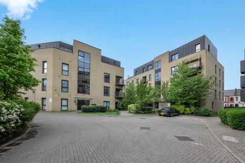 2 bedroom apartment for sale, Newman Close, Willesden