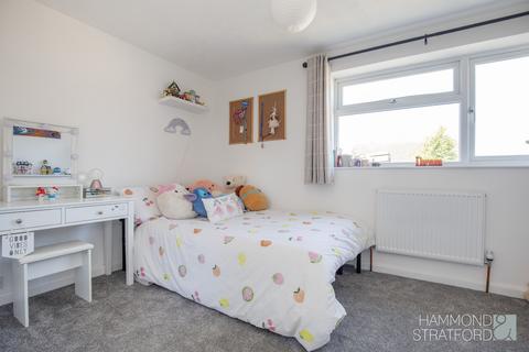 6 Barley Way, Attleborough, NR17 1YD