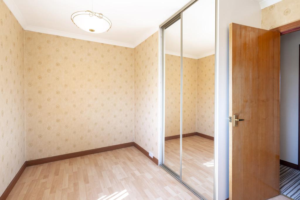 14 Polwarth Avenue, Brightons FK2 0 HL (10)